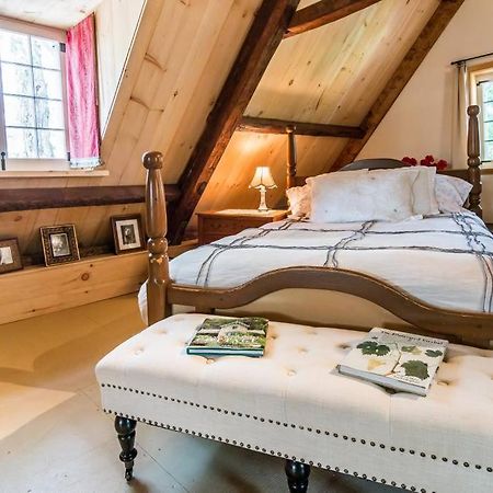 La Maison Ancestrale Guerard Saint-Laurent-de-l'ile d'Orleans Bagian luar foto