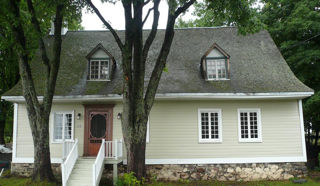 La Maison Ancestrale Guerard Saint-Laurent-de-l'ile d'Orleans Bagian luar foto