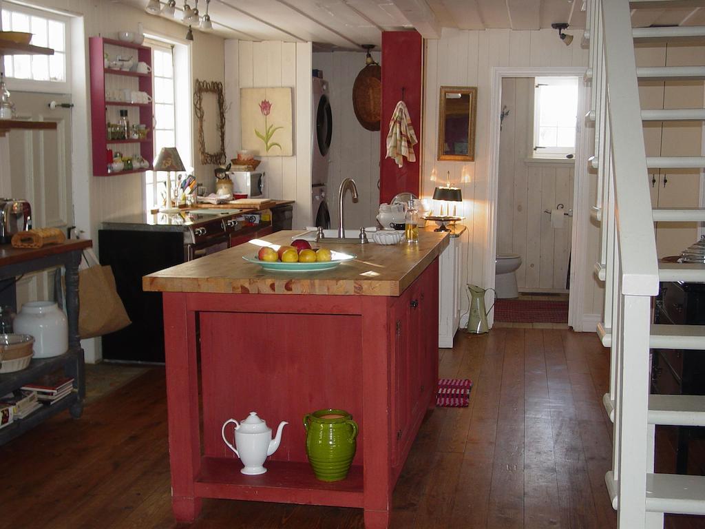 La Maison Ancestrale Guerard Saint-Laurent-de-l'ile d'Orleans Ruang foto