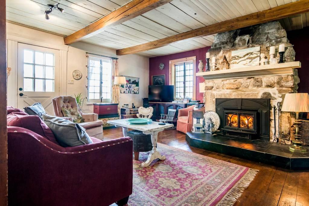 La Maison Ancestrale Guerard Saint-Laurent-de-l'ile d'Orleans Bagian luar foto