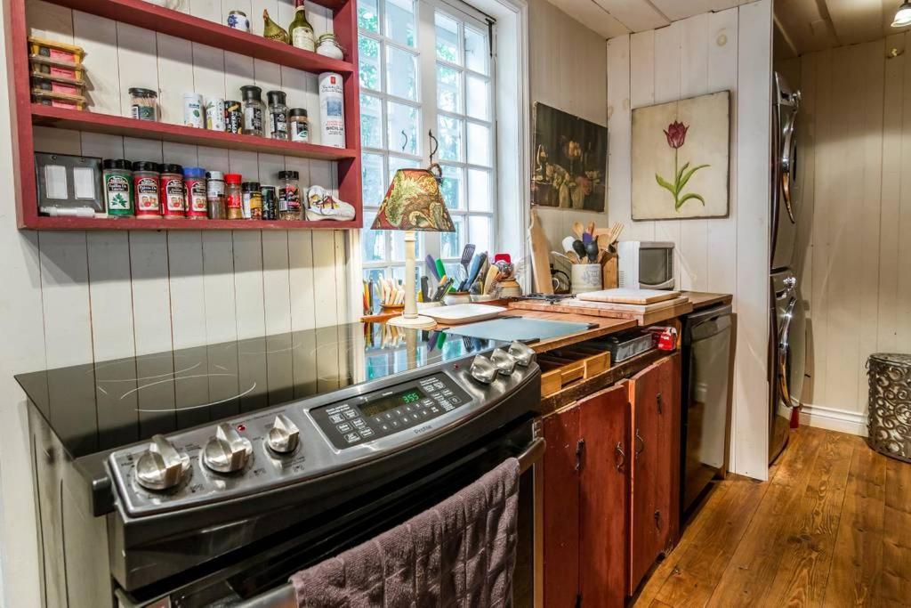 La Maison Ancestrale Guerard Saint-Laurent-de-l'ile d'Orleans Bagian luar foto