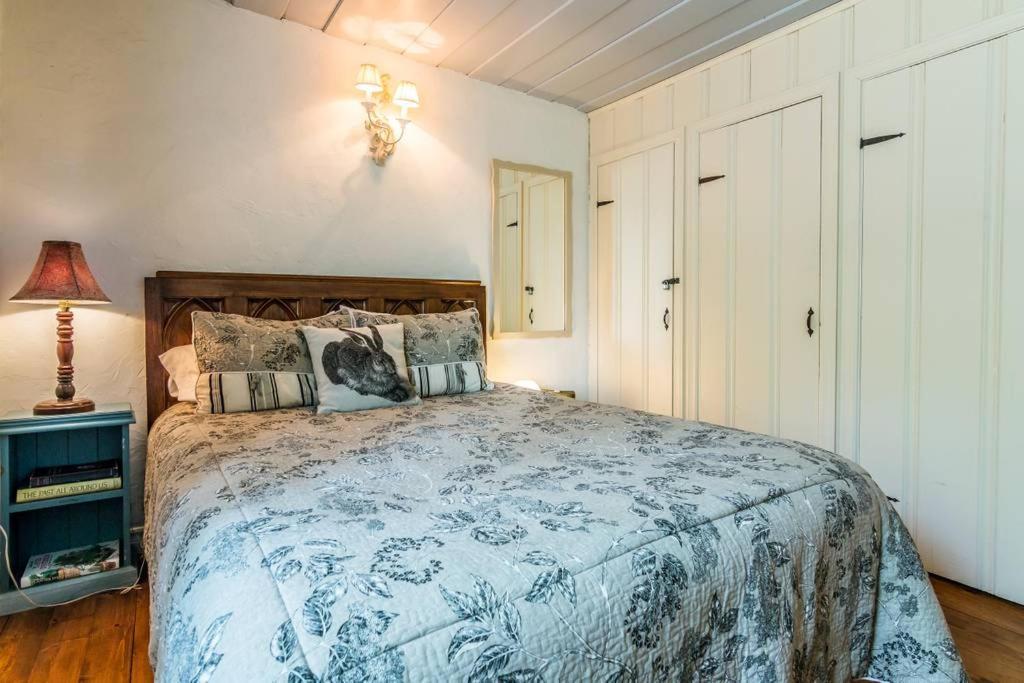 La Maison Ancestrale Guerard Saint-Laurent-de-l'ile d'Orleans Bagian luar foto