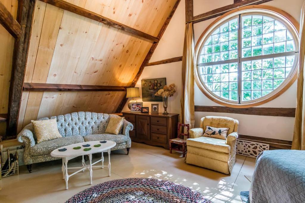 La Maison Ancestrale Guerard Saint-Laurent-de-l'ile d'Orleans Bagian luar foto
